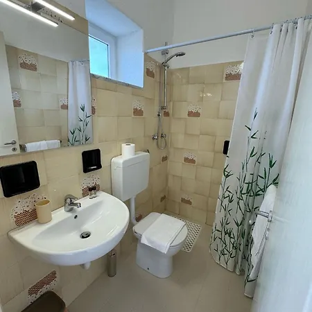 Chiena Forio Bed & Breakfast 3*
