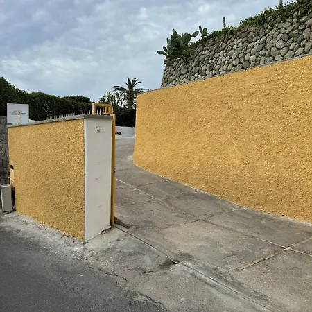 ベッド・アンド・ブレックファスト Chiena Forio