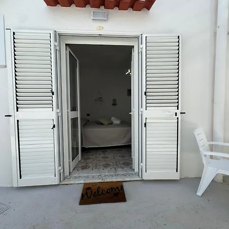 Chiena Forio ベッド・アンド・ブレックファスト 3*