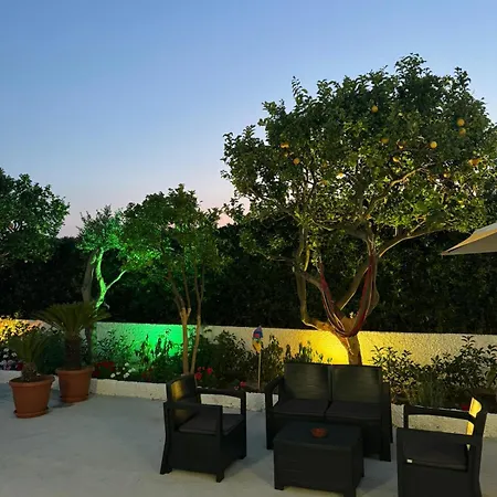 ベッド・アンド・ブレックファスト Chiena Forio