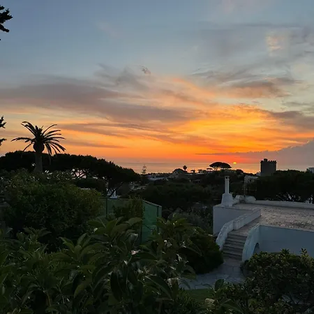 ベッド・アンド・ブレックファスト Chiena Forio