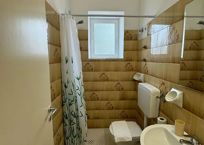 Chiena Forio Bed and Breakfast 3*